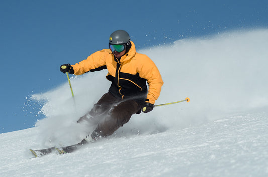 Mantente Activo y Saludable Durante el Invierno: Explorando Deportes para la Temporada Fría